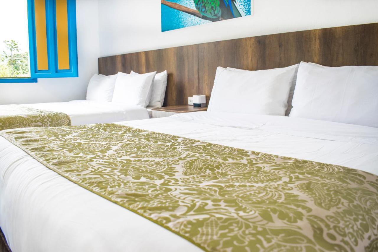 Hotel Hacienda Santa Clara 圣罗莎德卡瓦尔 外观 照片