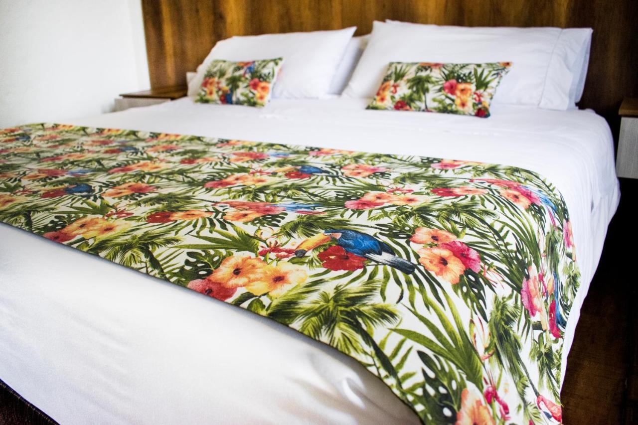 Hotel Hacienda Santa Clara 圣罗莎德卡瓦尔 外观 照片