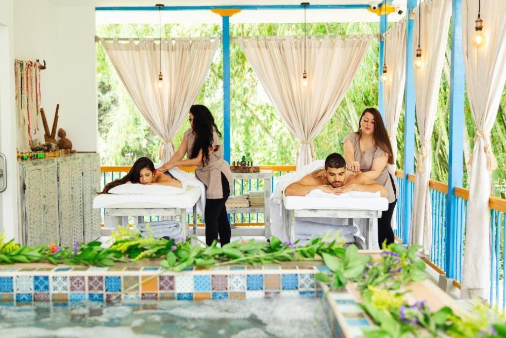 Hotel Hacienda Santa Clara 圣罗莎德卡瓦尔 外观 照片