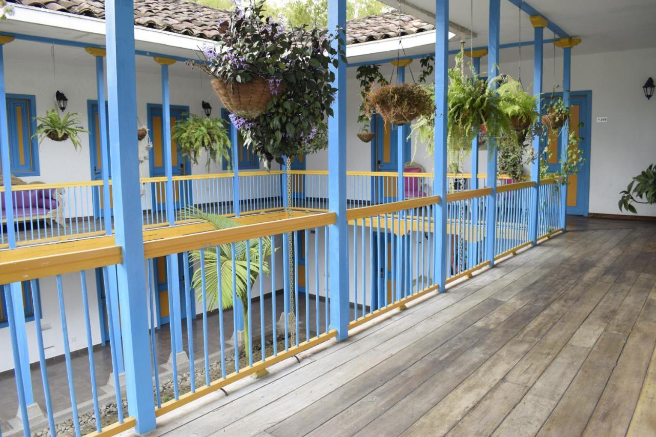 Hotel Hacienda Santa Clara 圣罗莎德卡瓦尔 外观 照片