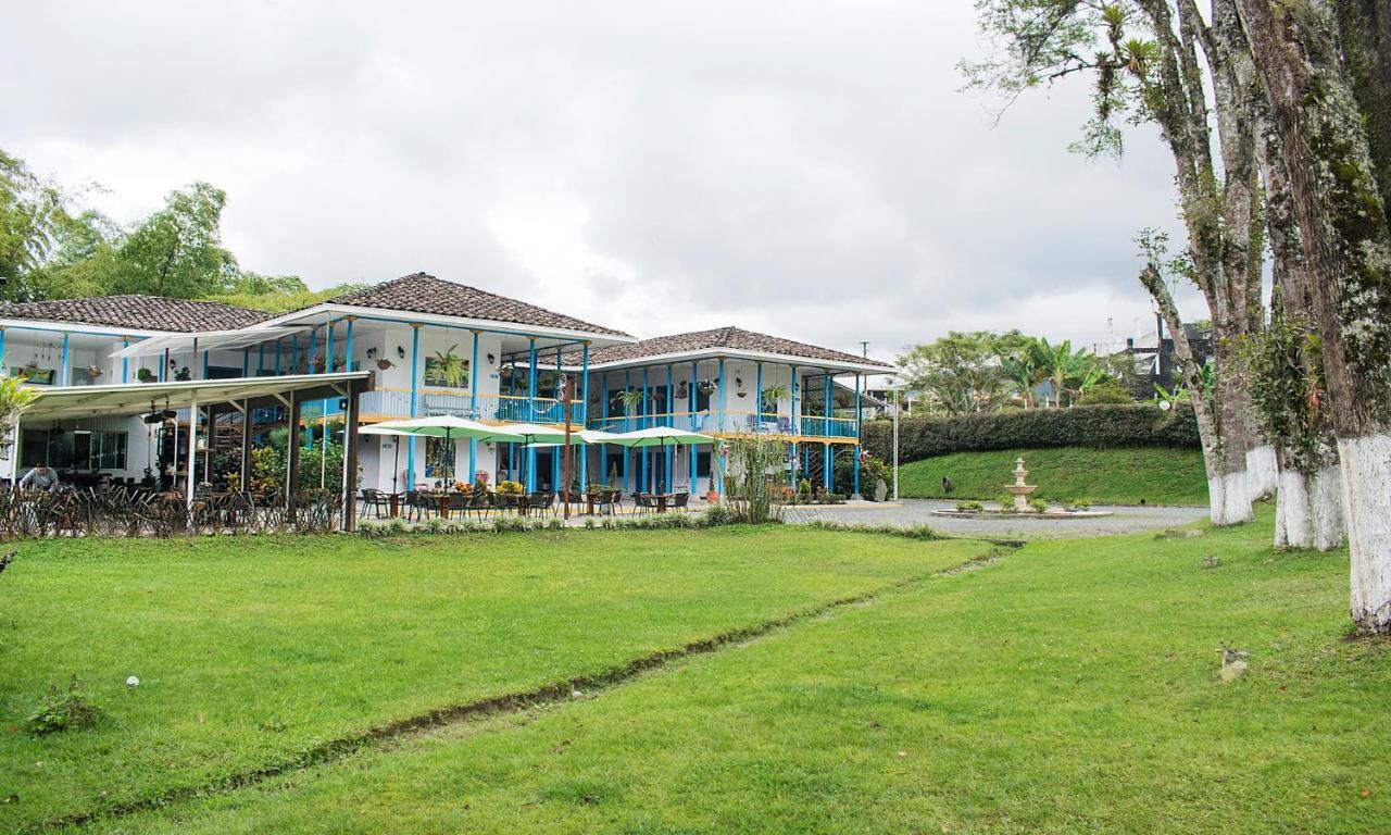 Hotel Hacienda Santa Clara 圣罗莎德卡瓦尔 外观 照片