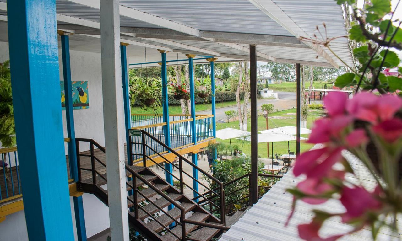 Hotel Hacienda Santa Clara 圣罗莎德卡瓦尔 外观 照片